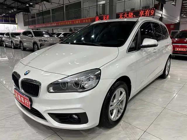 BMW 2 SERIES MULTIFUNCTIONAL STATION WAGON