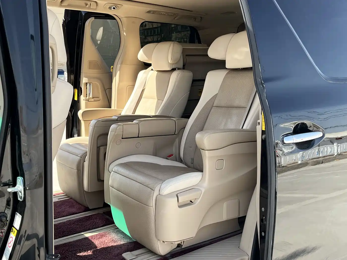 Toyota Alphard 2012 3.5L Premium Edition фото 11