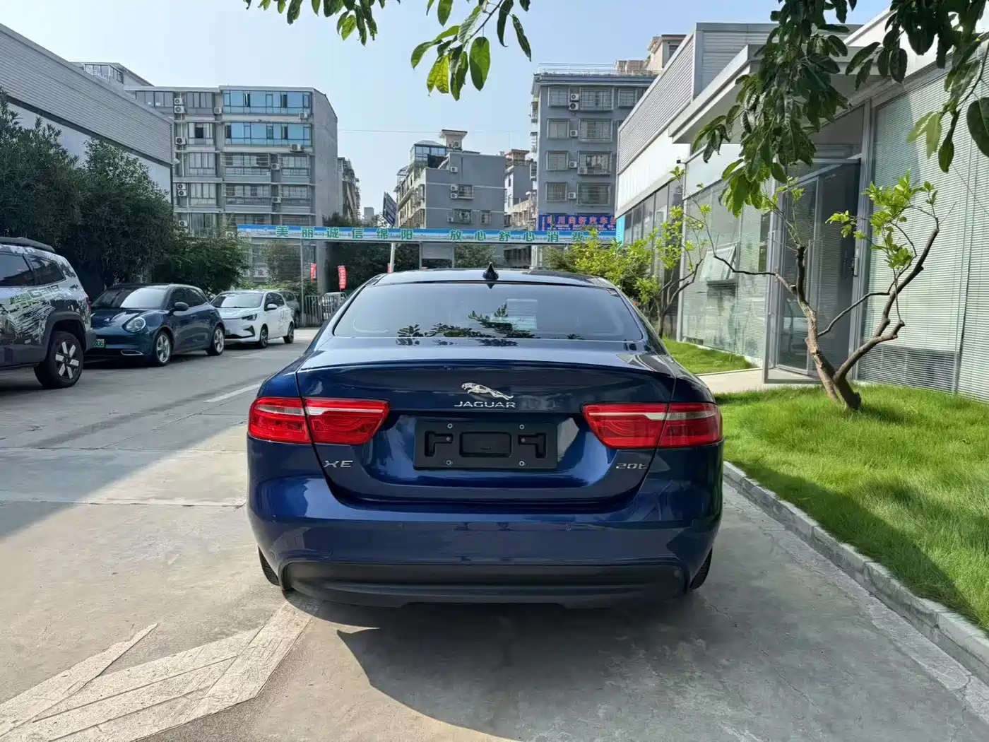 Jaguar XE 2016 2015 2.0T 200PS R-Sport