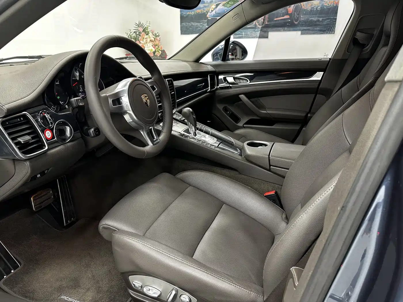 Porsche Panamera 2014 Panamera 4 3.0T фото 10