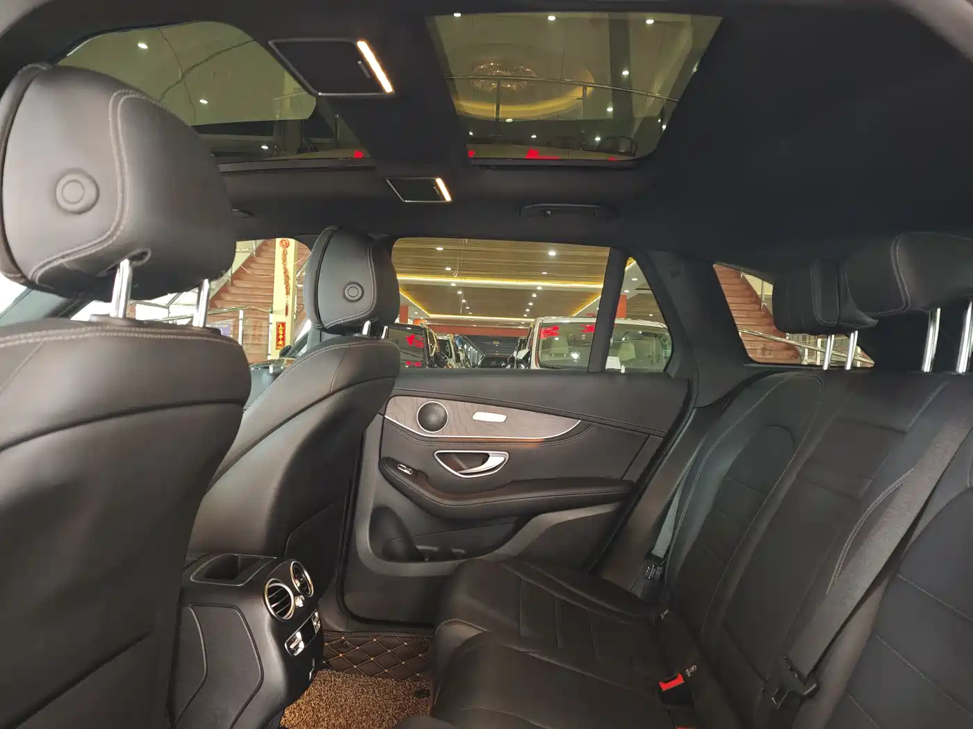 Mercedes-Benz GLC 2020 Facelift GLC 300 L 4MATIC Dynamic фото 14