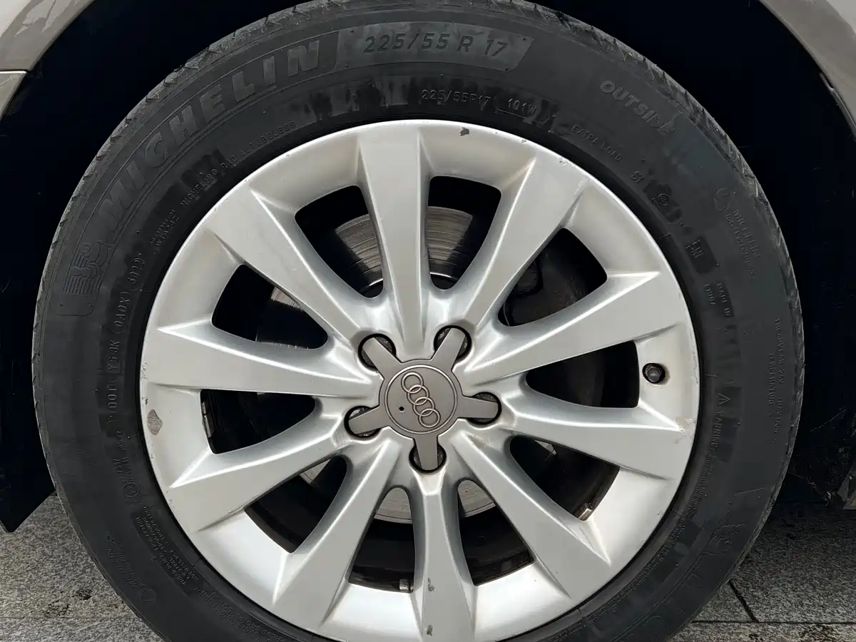 Audi A6L 2014 TFSI Standard фото 4
