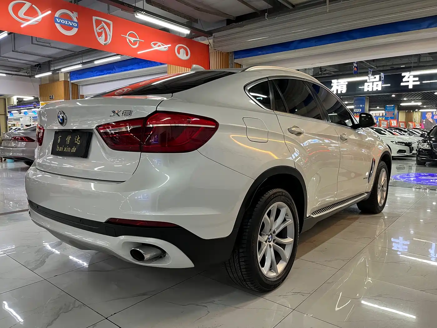 BMW X6 2015 xDrive35i Luxury Model фото 5
