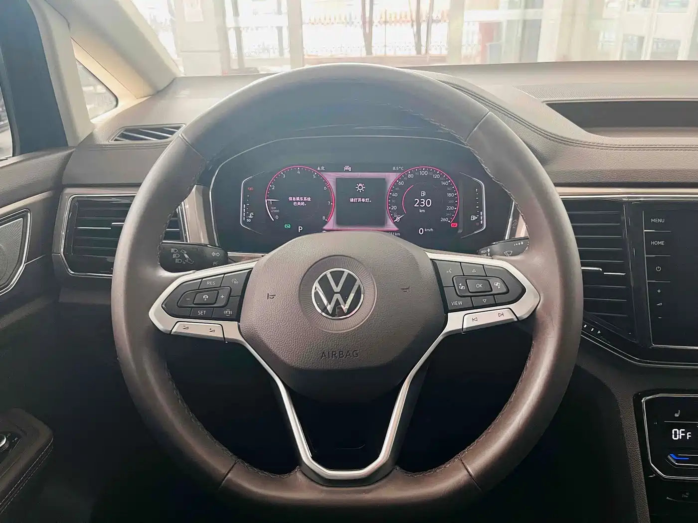 Volkswagen Viloran 2020 380TSI Premium фото 8