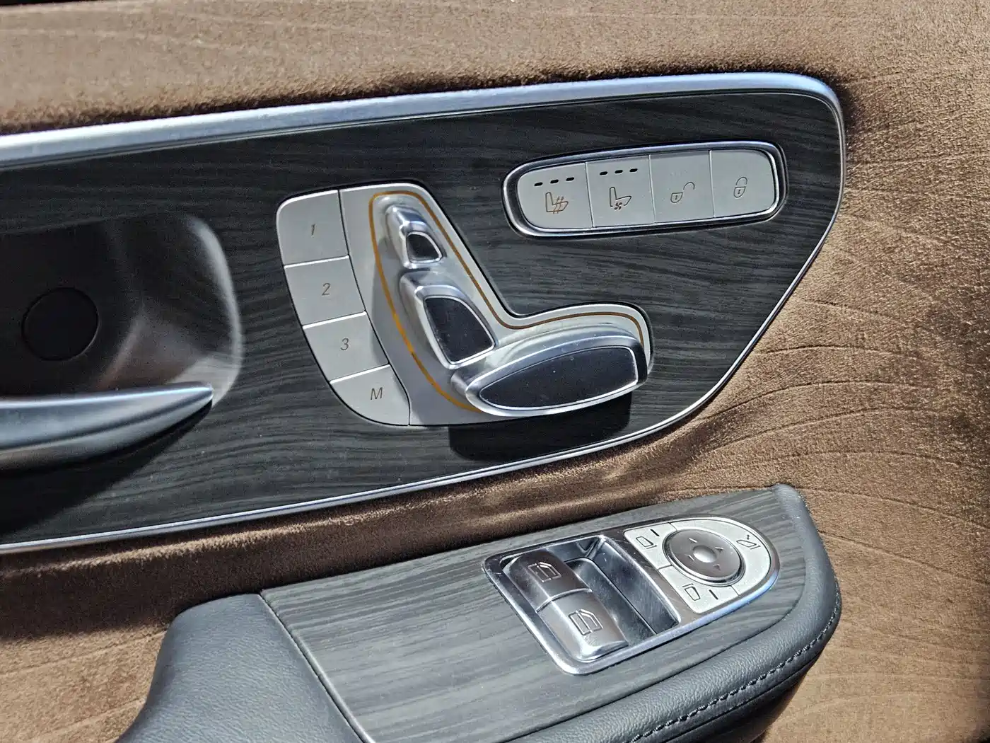 Mercedes-Benz V-Class 2018 V 260 L Premium Long Version China V фото 7