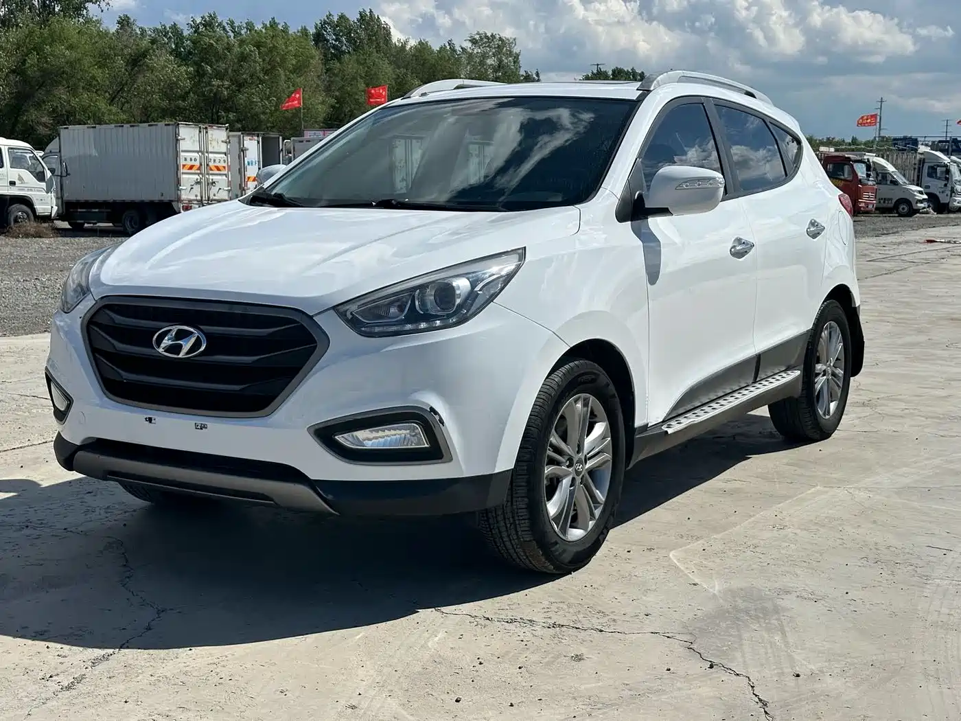 Hyundai Beijing Hyundai ix35 2013 2.0L Auto 2WD Smart GLS China IV фото 3