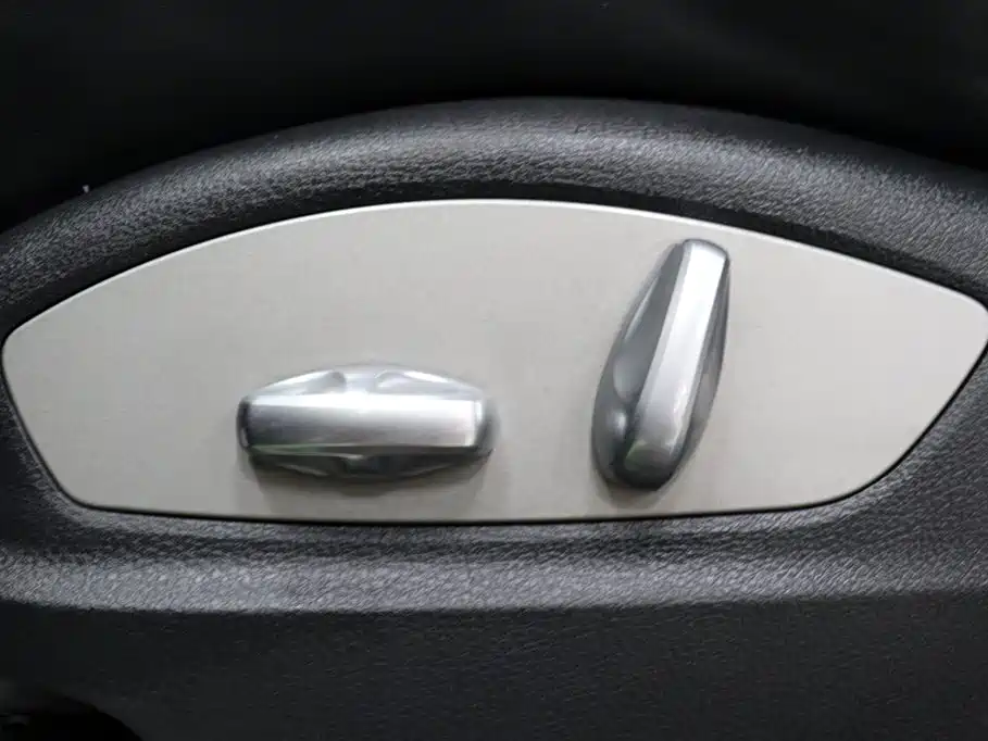 Porsche Cayenne 2016 Cayenne Platinum Edition 3.0T фото 21
