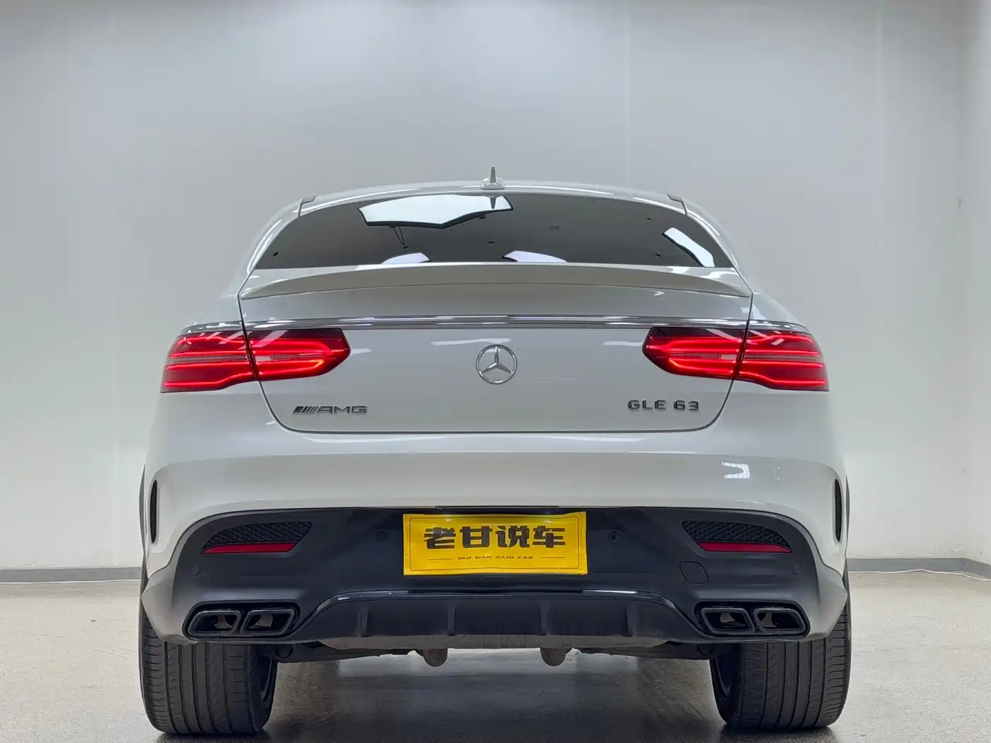 Mercedes-Benz GLE Coupe AMG 2015 AMG GLE 63 4MATIC Coupe SUV фото 6