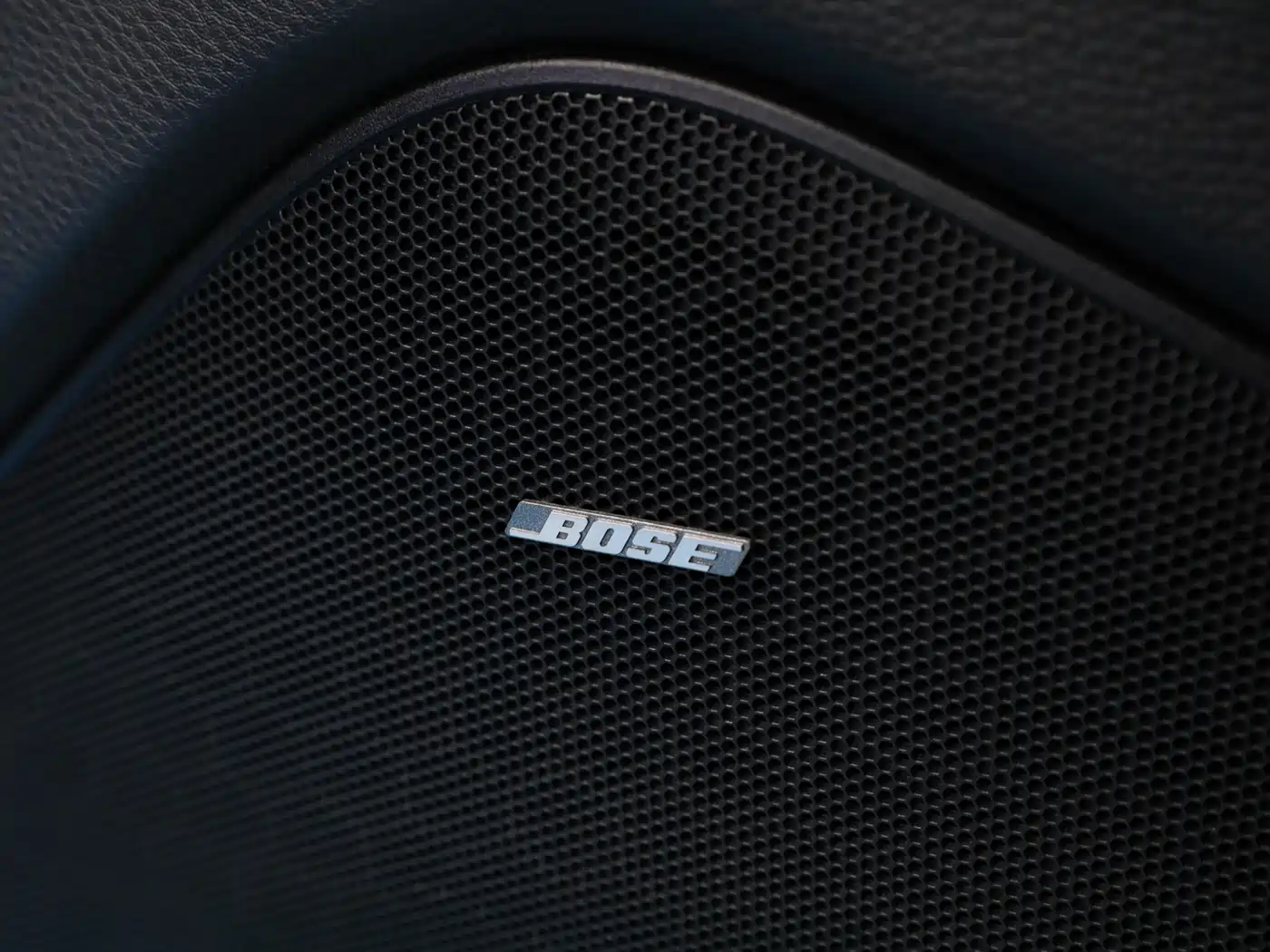 Porsche Panamera 2010 Panamera 4 3.6L фото 16