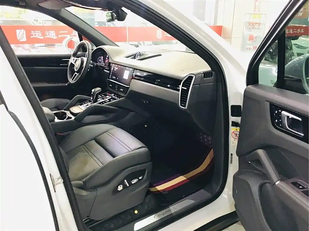 Porsche Cayenne 2019 Cayenne 3.0T фото 6
