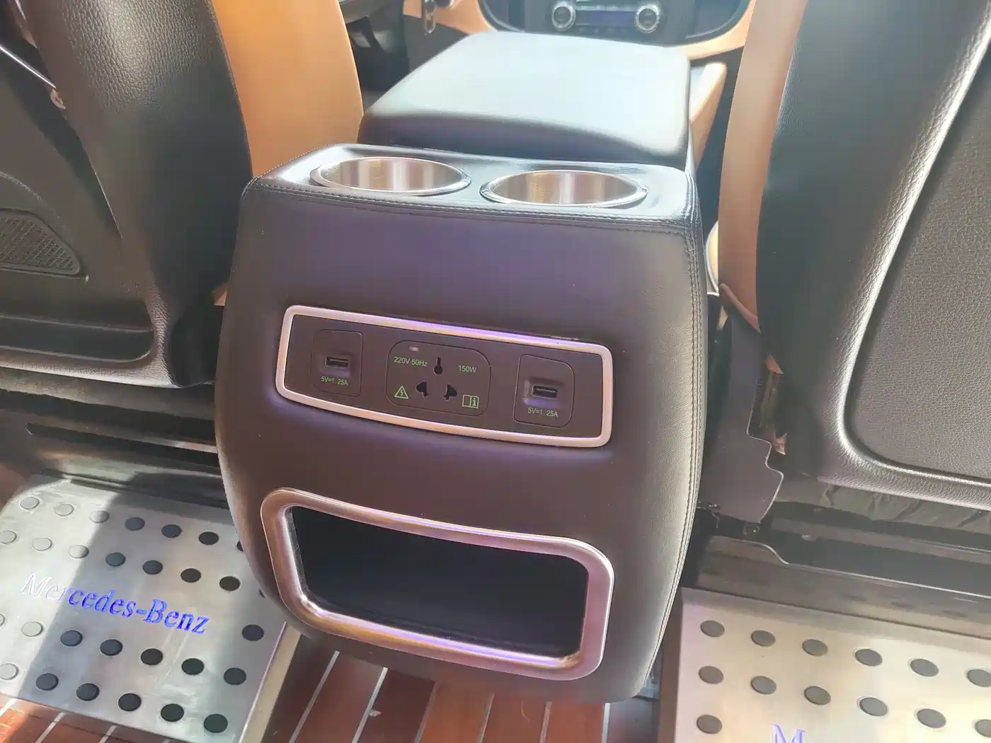 Mercedes-Benz Vito 2018 2.0T Elite Edition 7-seater China VI фото 11