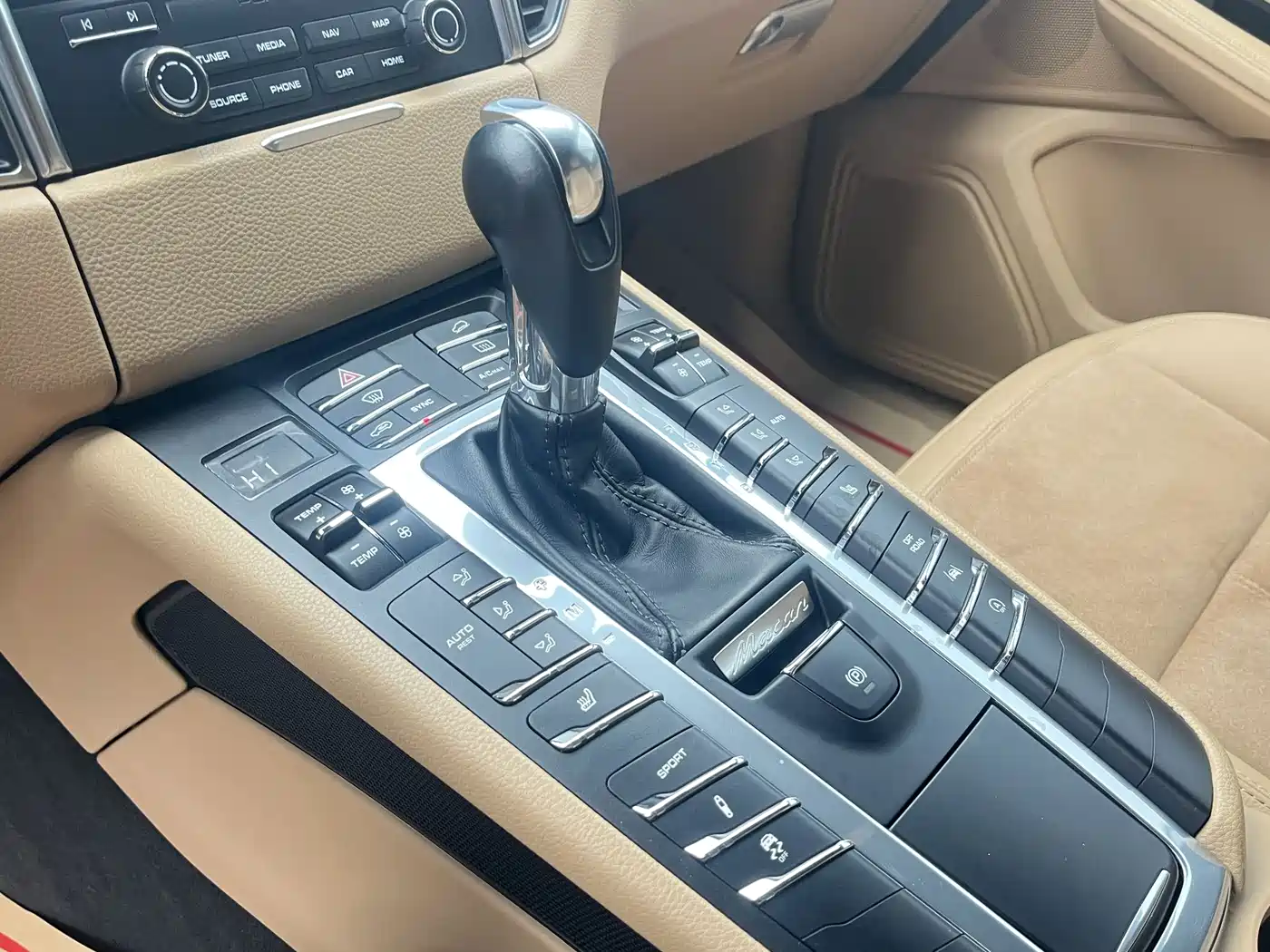 Porsche Macan 2017 Macan 2.0T фото 14