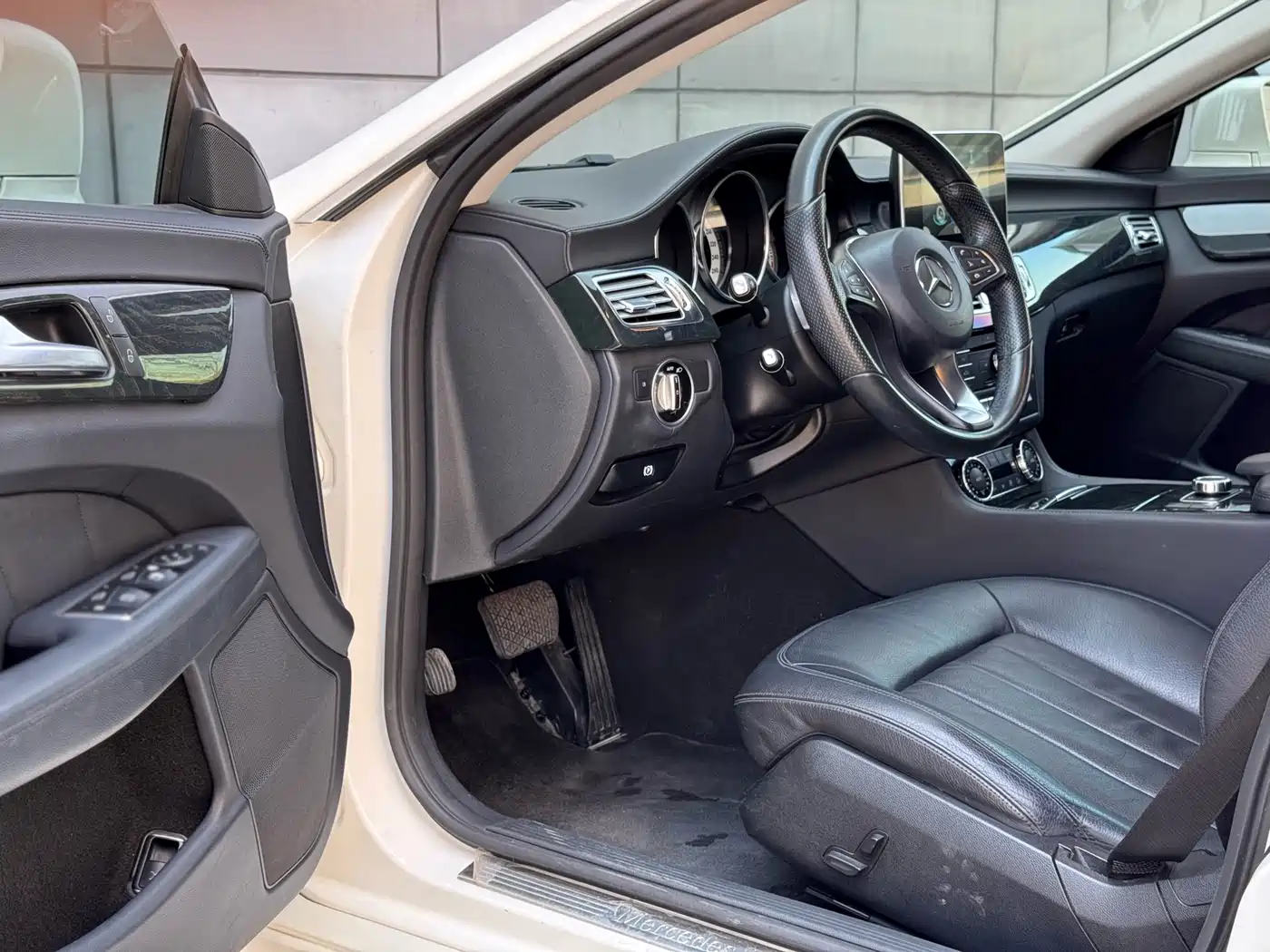 Mercedes-Benz CLS 2015 CLS 260 фото 11