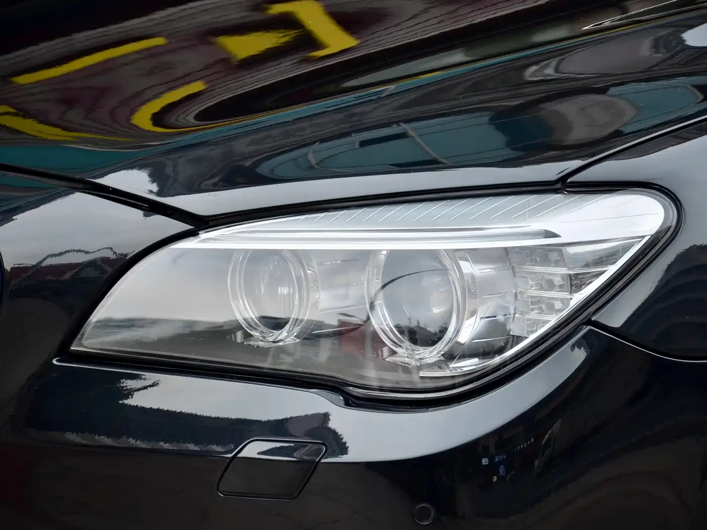 BMW 7 Series 2013 Model 730Li Luxury фото 6