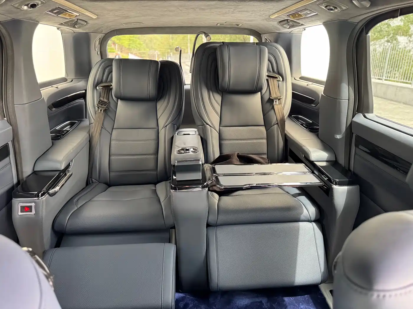 Toyota Alphard 2018 Facelift 3.5L Premium Edition фото 19
