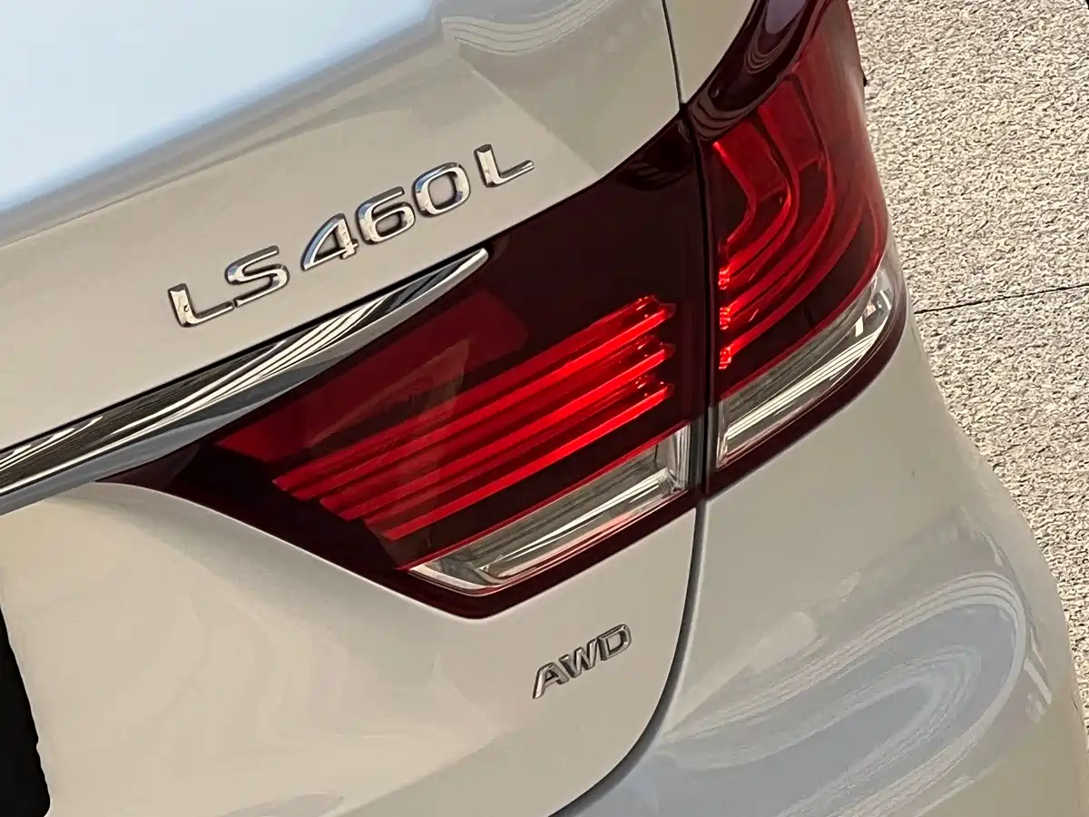 Lexus LS 2016 460L AWD Premium фото 17