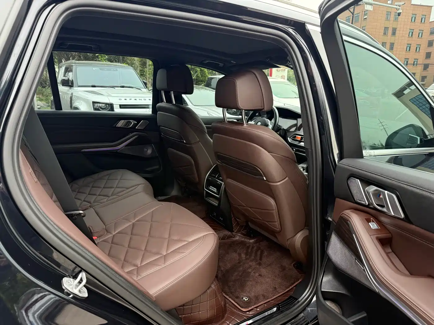 BMW X5 2022 Model xDrive 40Li M Sport Package фото 9