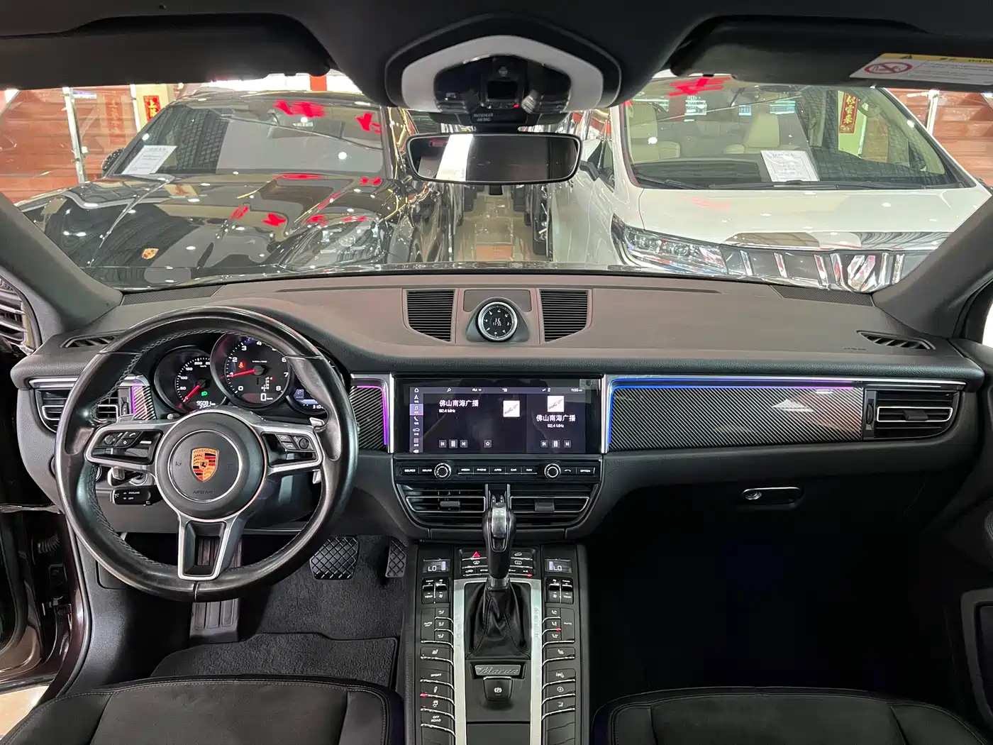Porsche Macan 2018 Macan 2.0T фото 11