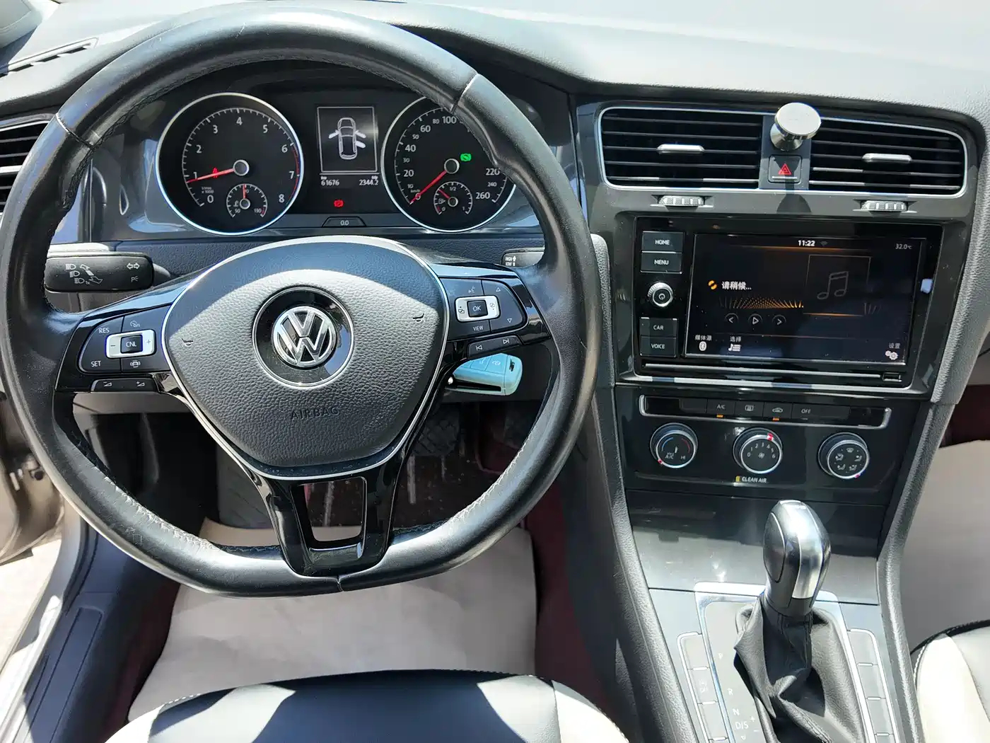 Volkswagen Golf 2019 200TSI DSG Comfort (China V) фото 11