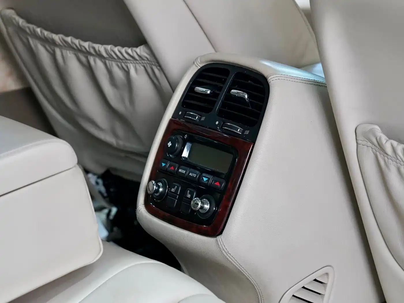 Jaguar XJ 2004 2004 Model XJ8 4.2