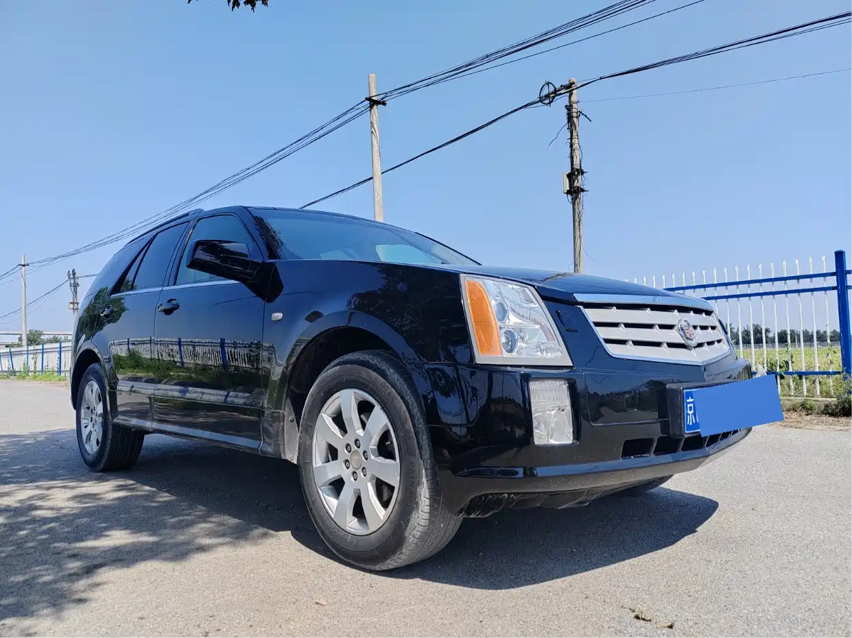 Cadillac SRX 2006 Model 4.6 AWD Ultra Luxury фото 3