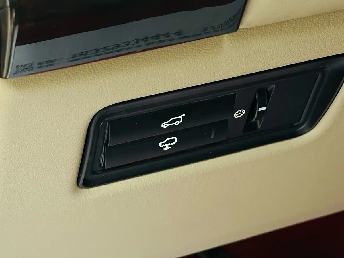 Land Rover Range Rover 2015 3.0 SC V6 Vogue фото 7
