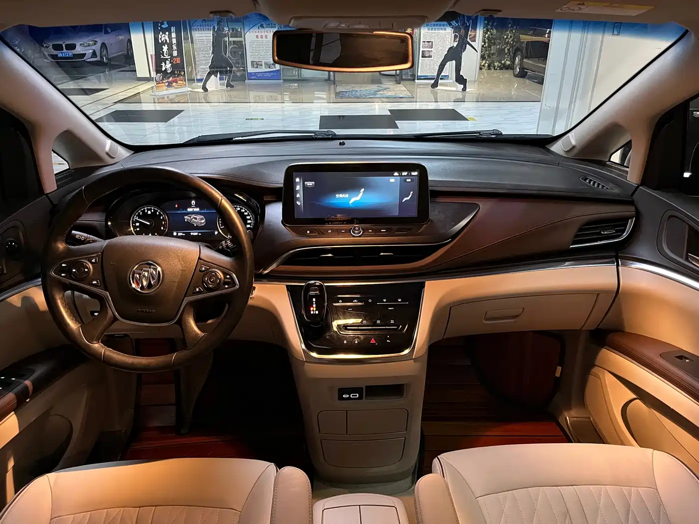 Buick GL8 2022 Land Business Class 652T Luxury фото 17