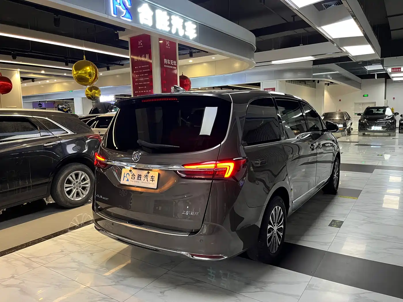 Buick GL8 2022 Land Business Class 652T Luxury фото 4