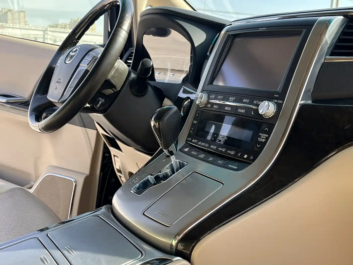 Toyota Alphard 2012 3.5L Premium Edition фото 6