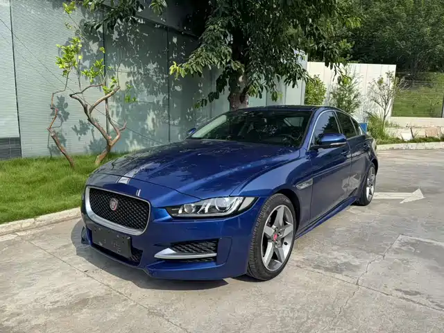  Jaguar Jaguar XE 2015 2.0T 200PS R-Sport