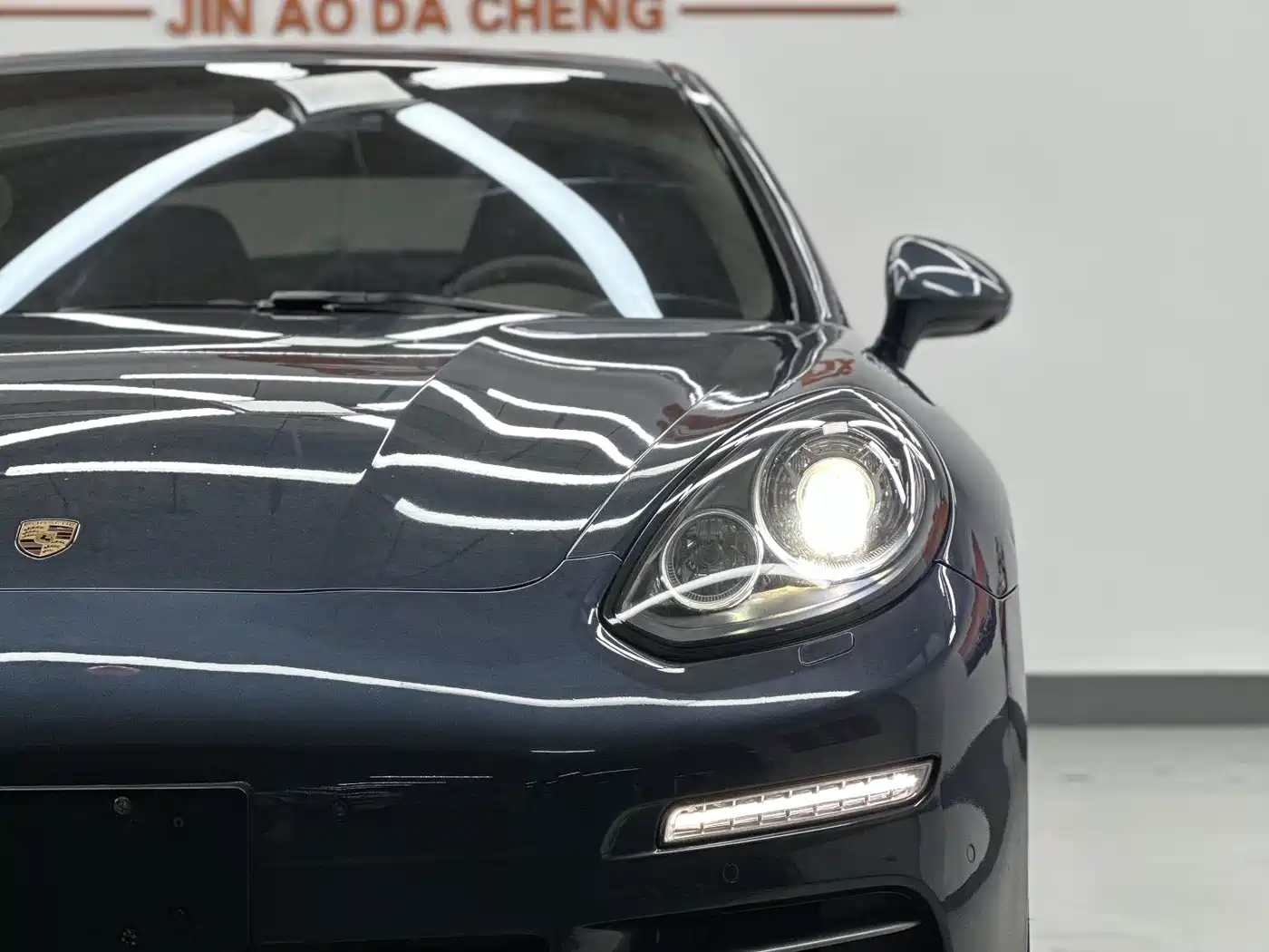 Porsche Panamera 2014 Panamera 4 3.0T фото 9