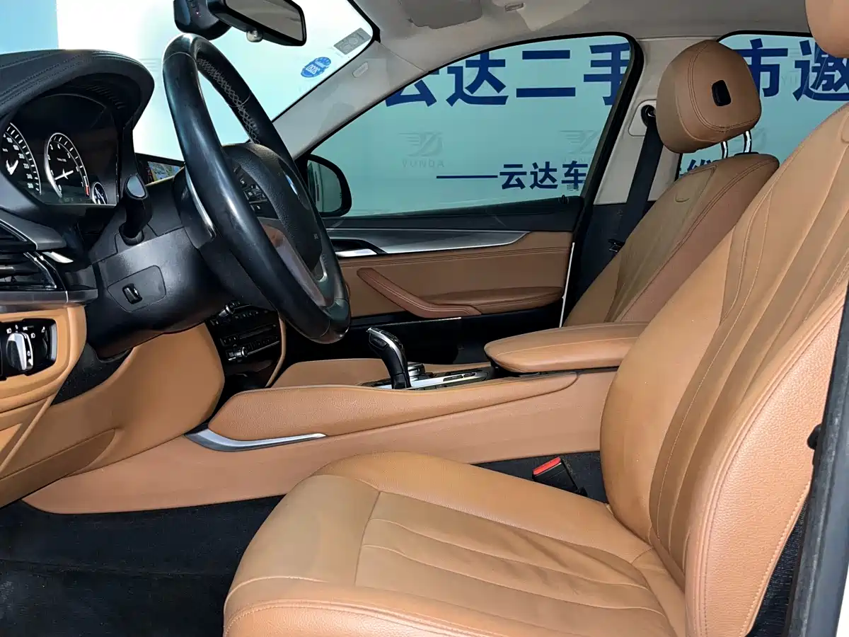 BMW X6 2015 xDrive35i Luxury Model фото 10