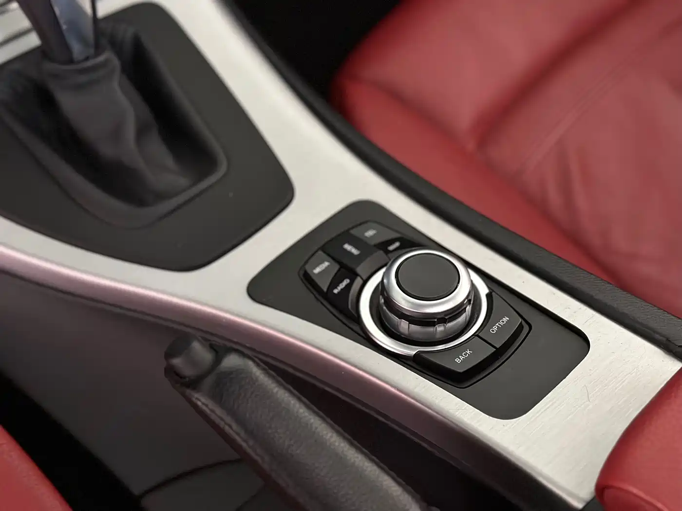 BMW 3 Series (Import) 2011 320i Coupe фото 12