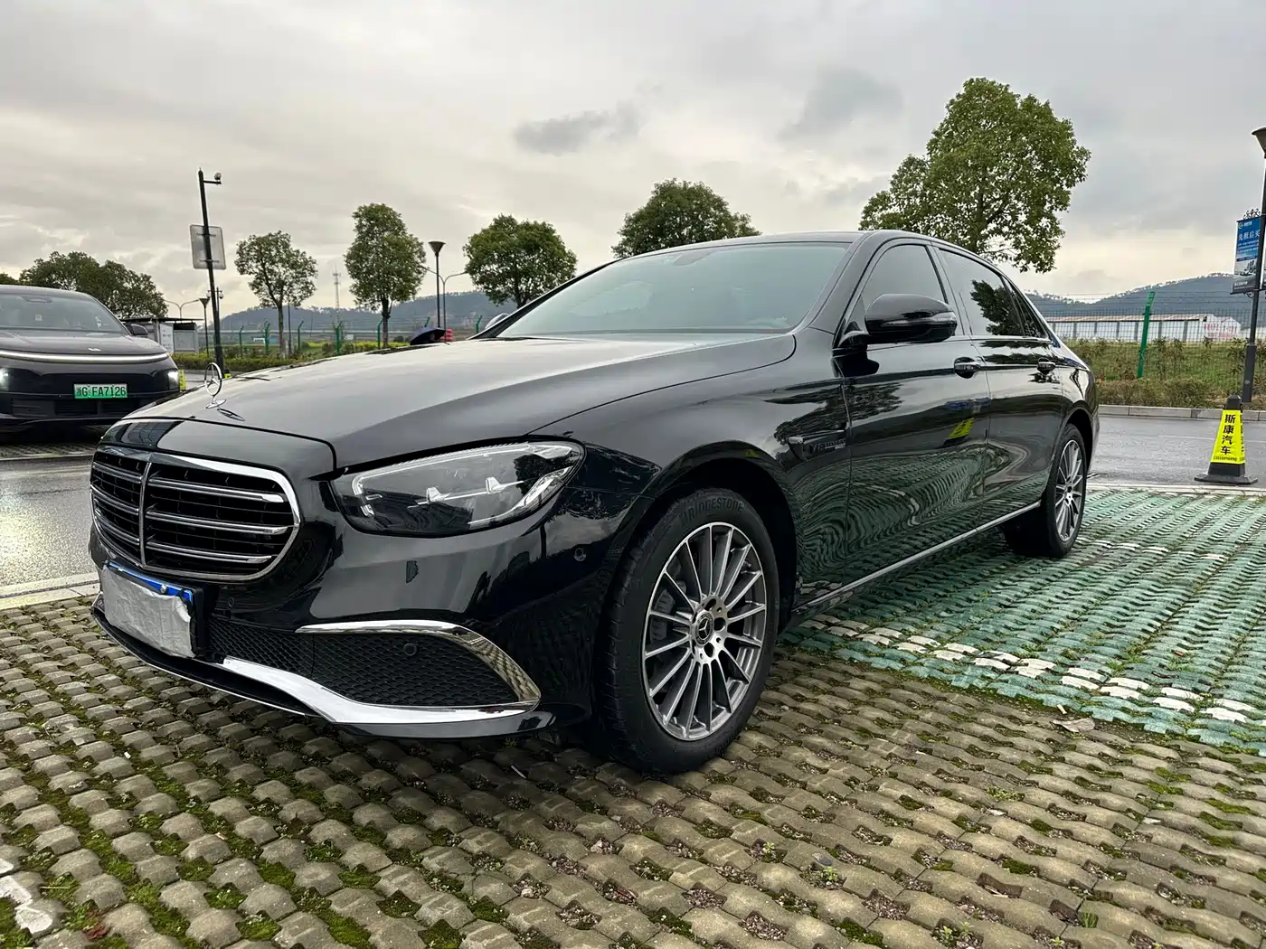Mercedes-Benz E-Class 2023 E 260 L