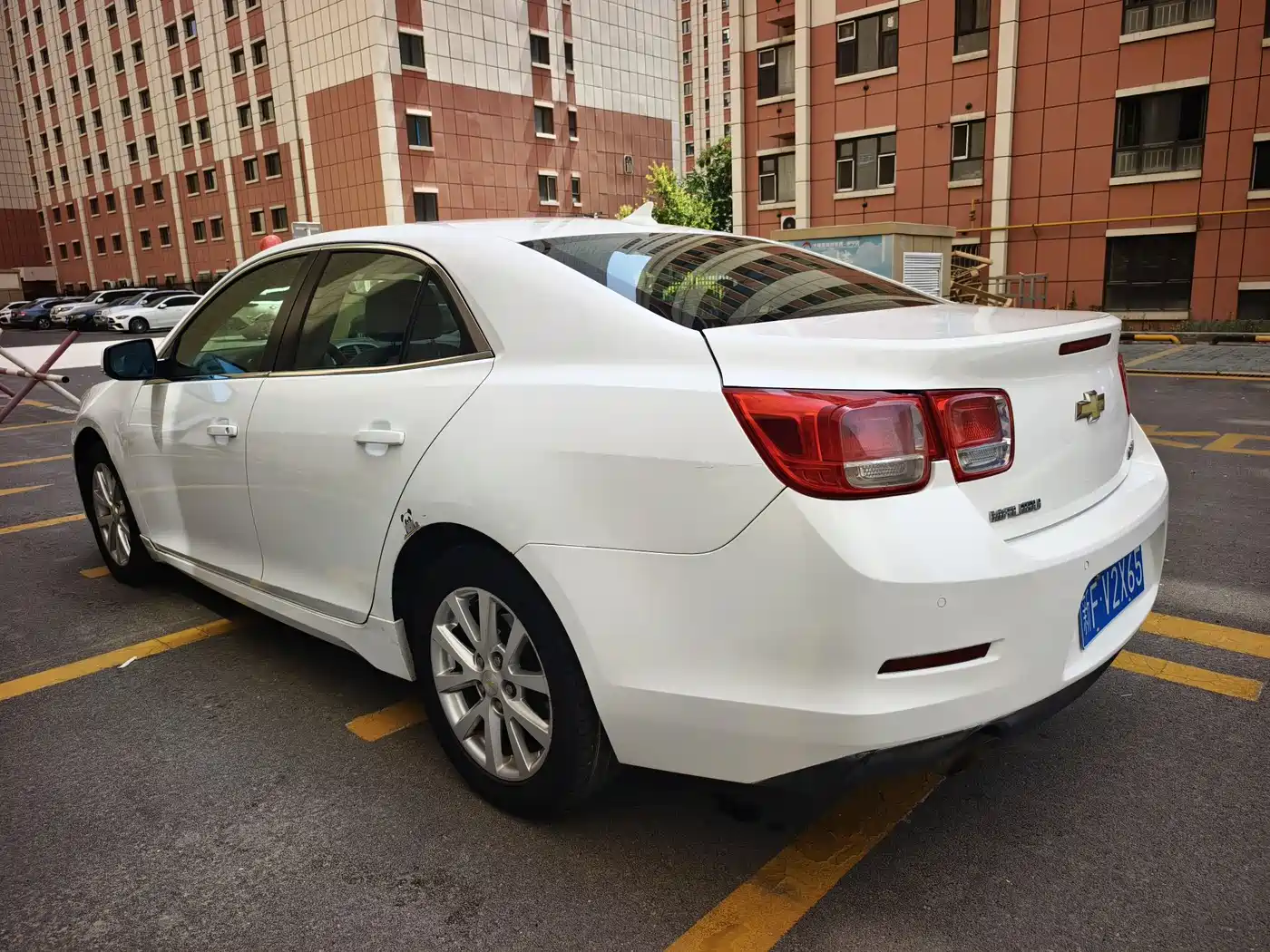 Chevrolet Malibu 2012 2.0L Automatic Luxury Edition фото 9