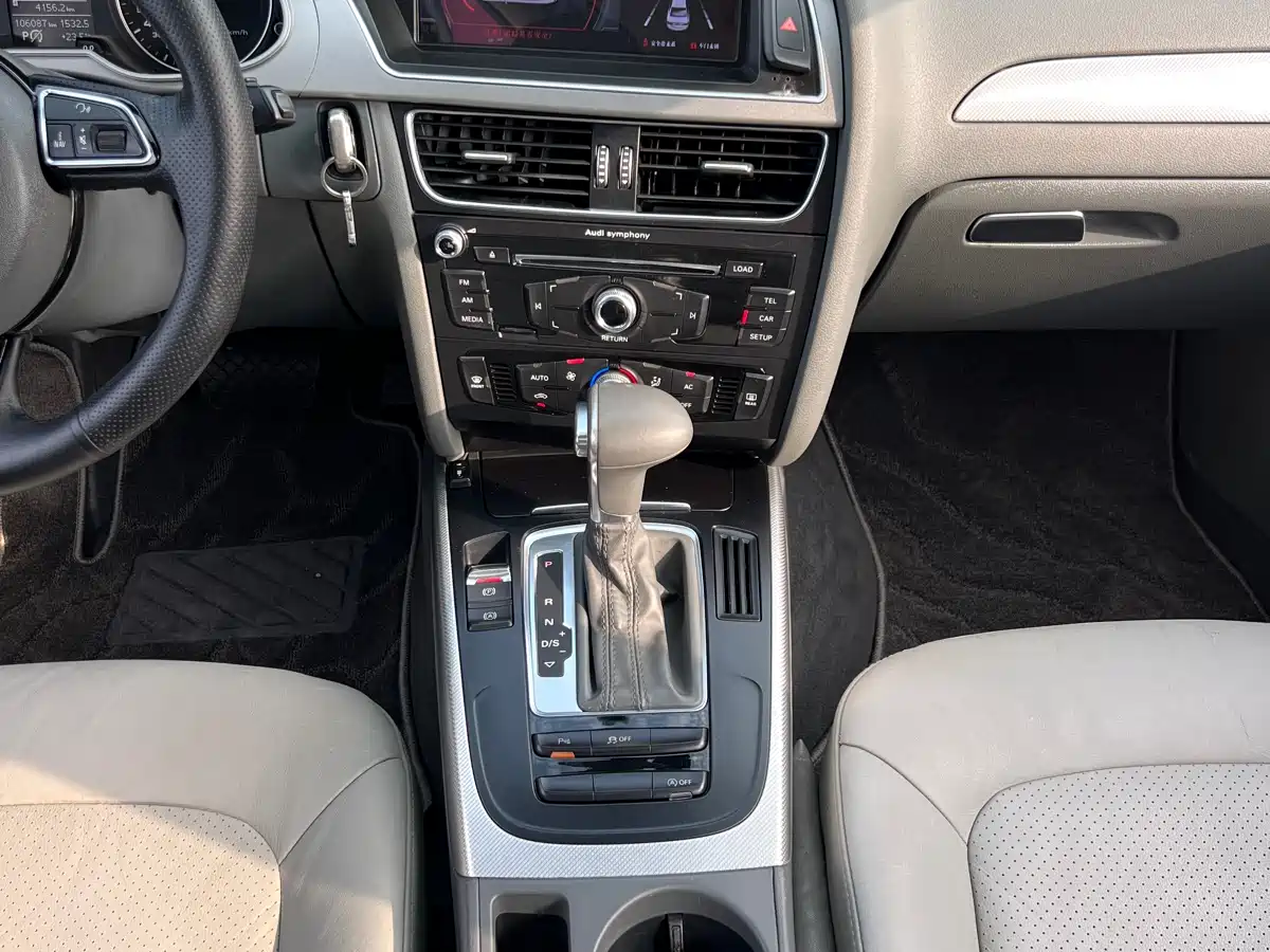 Audi A4L 2013 35 TFSI Automatic Standard фото 12