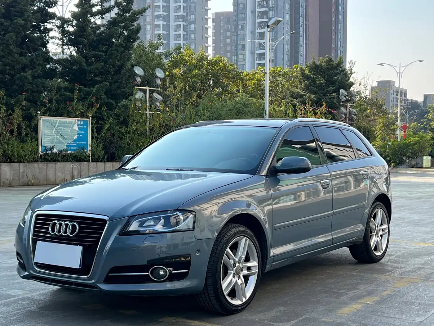 Audi A3 (Import) 2012 Sportback 1.8T Luxury фото 2