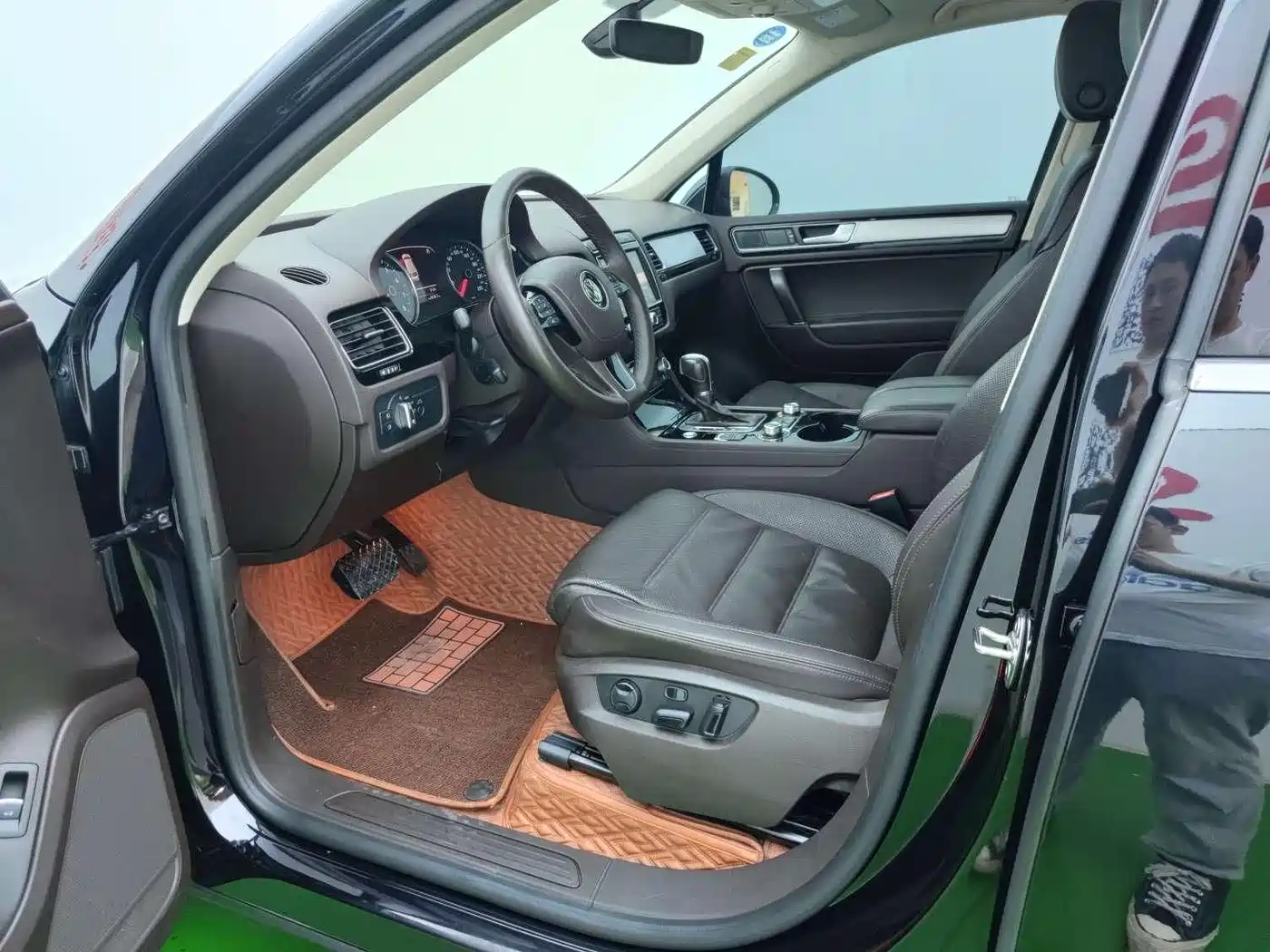 Volkswagen Touareg 2017 3.0TSI Explorer Edition фото 7