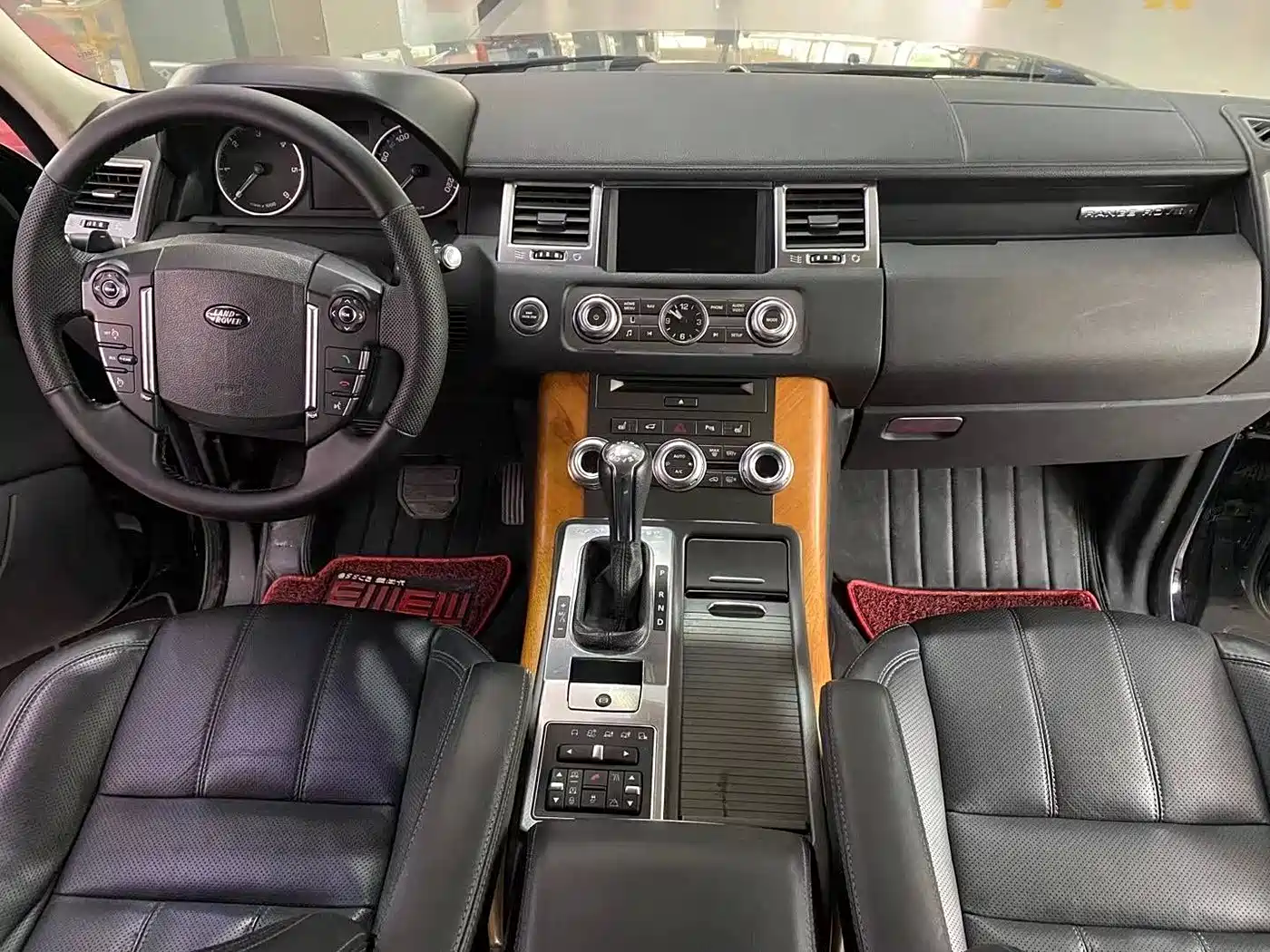 Land Rover Range Rover Sport 2012 3.0 TDV6 HSE Diesel Version фото 5
