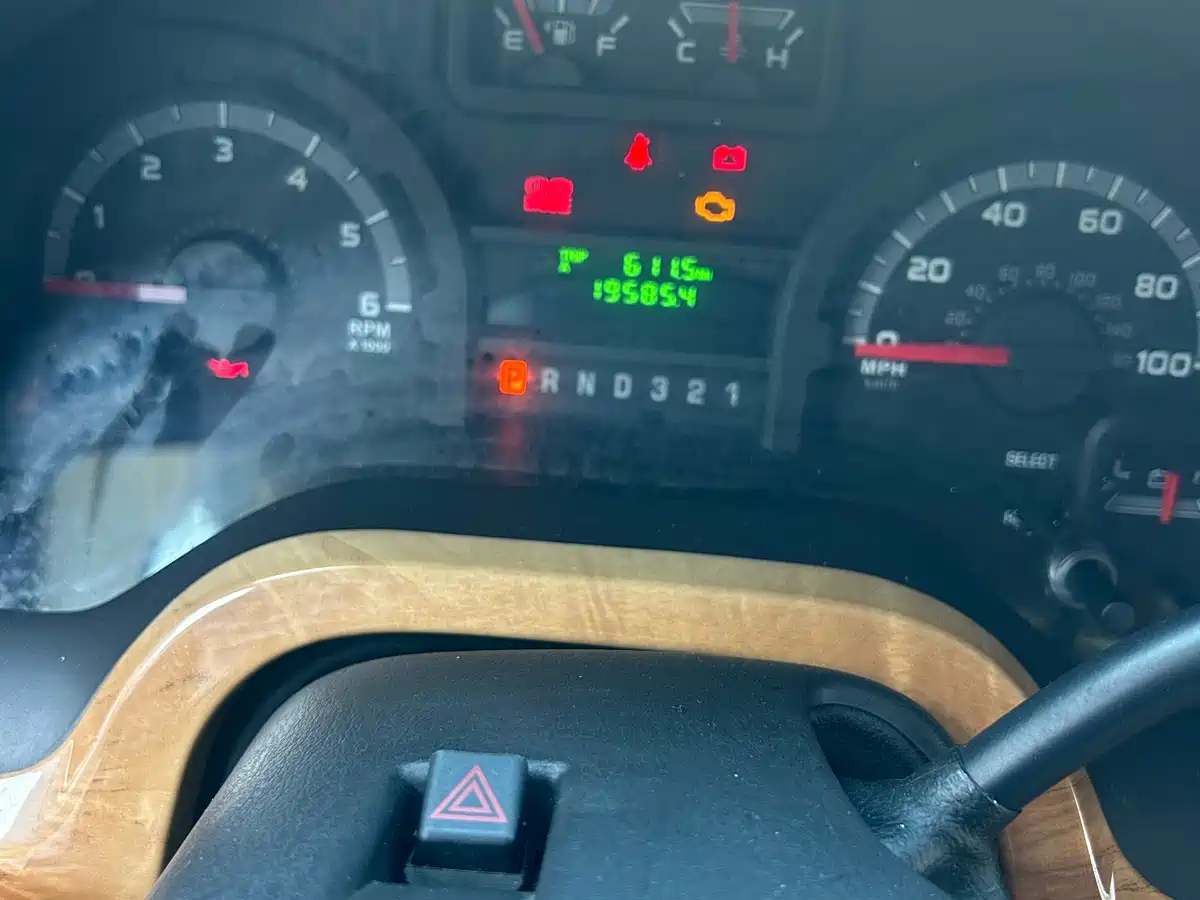 Ford E350 2011 5.4L Platinum Limited Edition фото 25