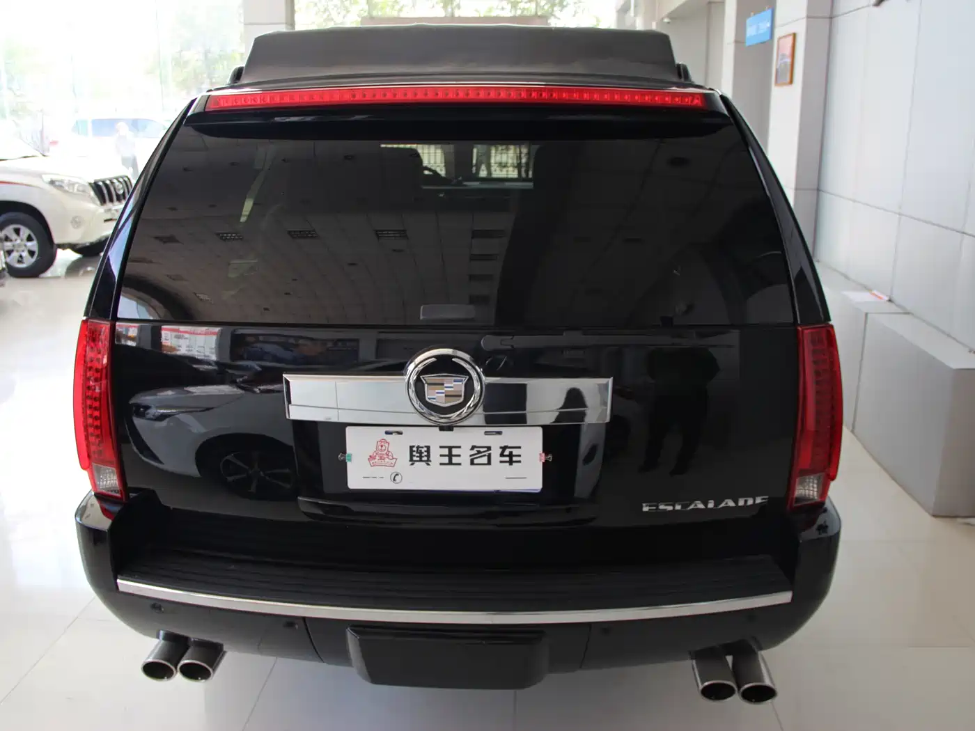 Cadillac Escalade 2008 6.2 AWD фото 6