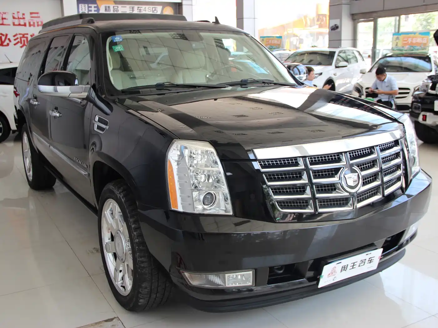 Cadillac Escalade 2008 6.2 AWD фото 3