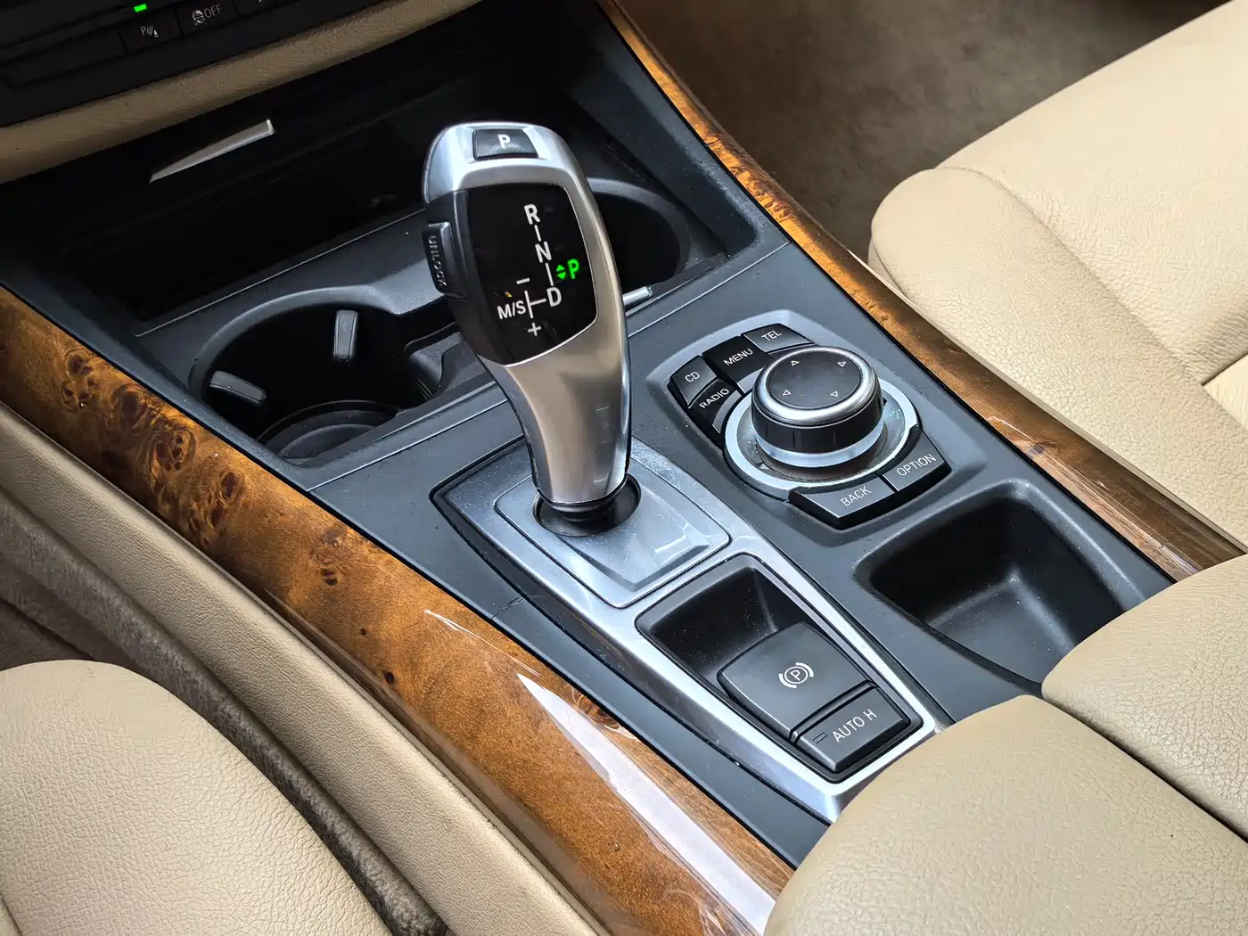 BMW X5 (Import) 2011 xDrive35i Leading Edition фото 8