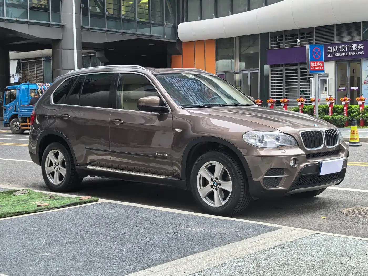 BMW X5 (Import) 2011 xDrive35i Leading Edition фото 20