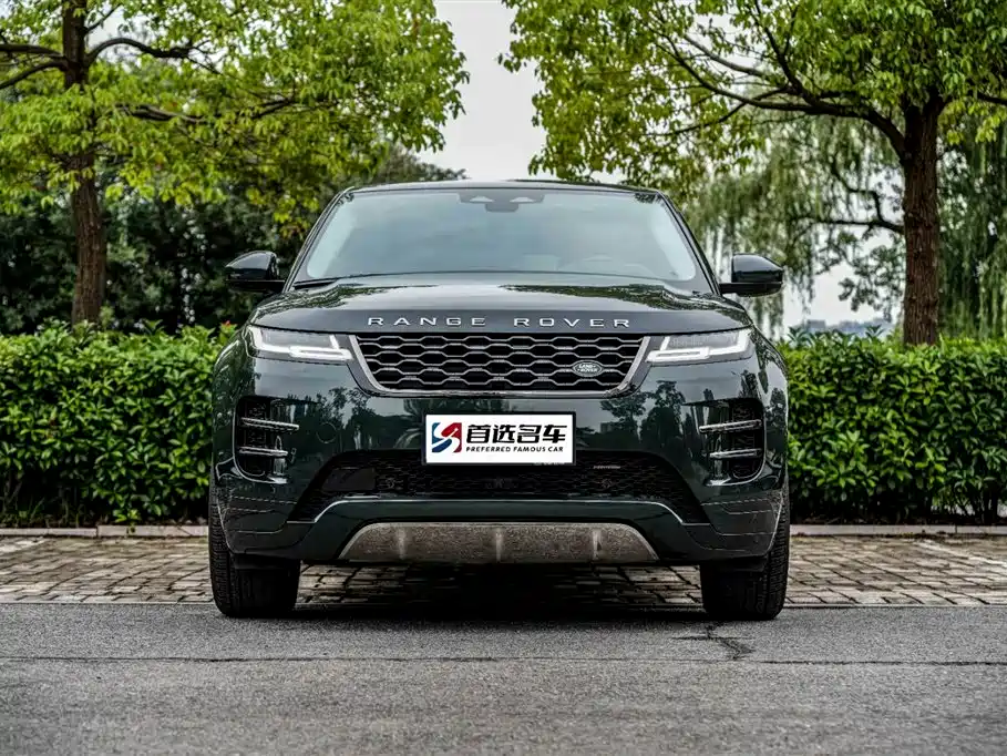 Land Rover Range Rover Evoque 2023 Range Rover Evoque L 249PS Luxury Edition фото 3