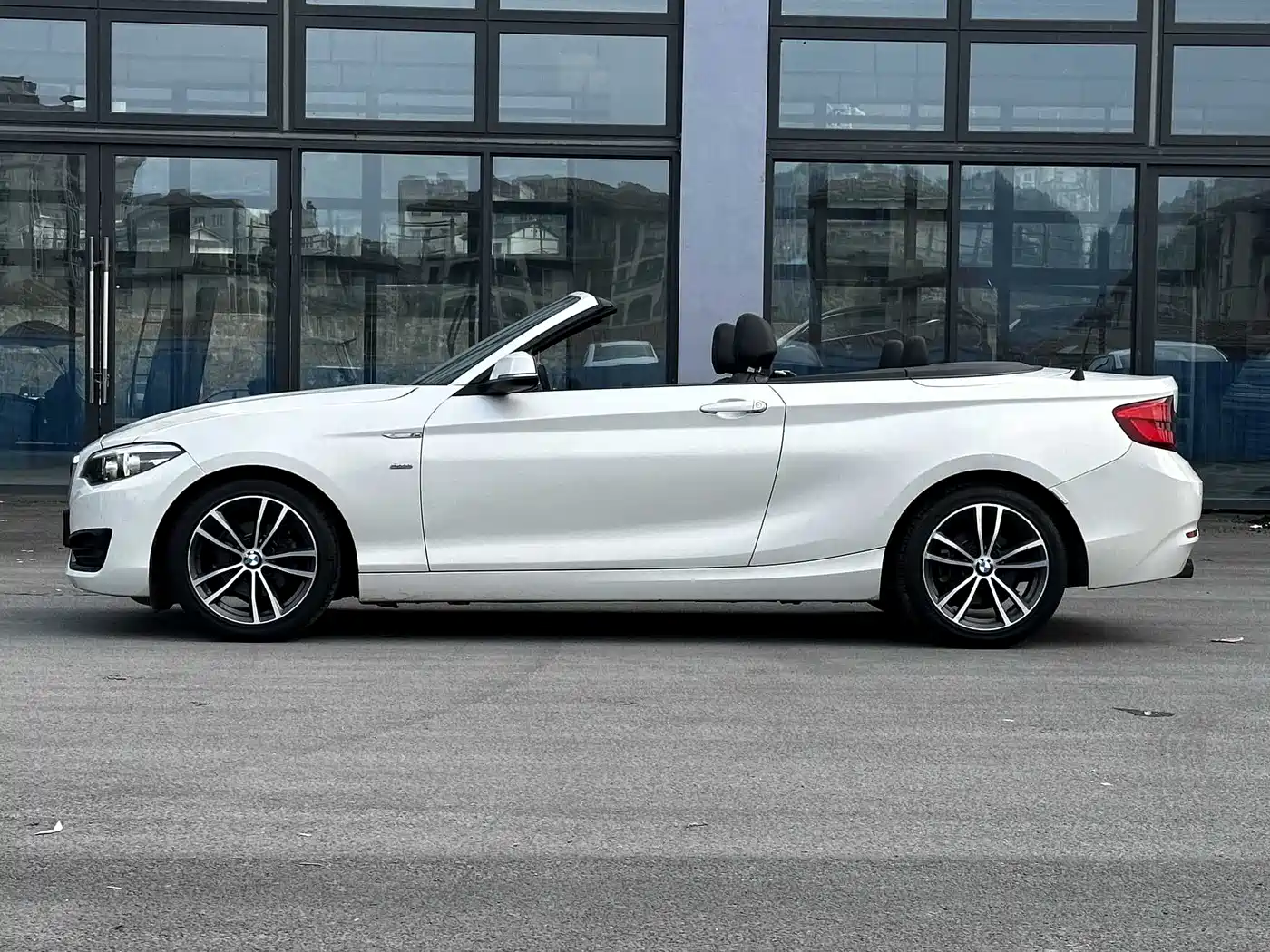 BMW 2 Series (Import) 2018 220i Convertible Coupe Sport Design Package фото 8