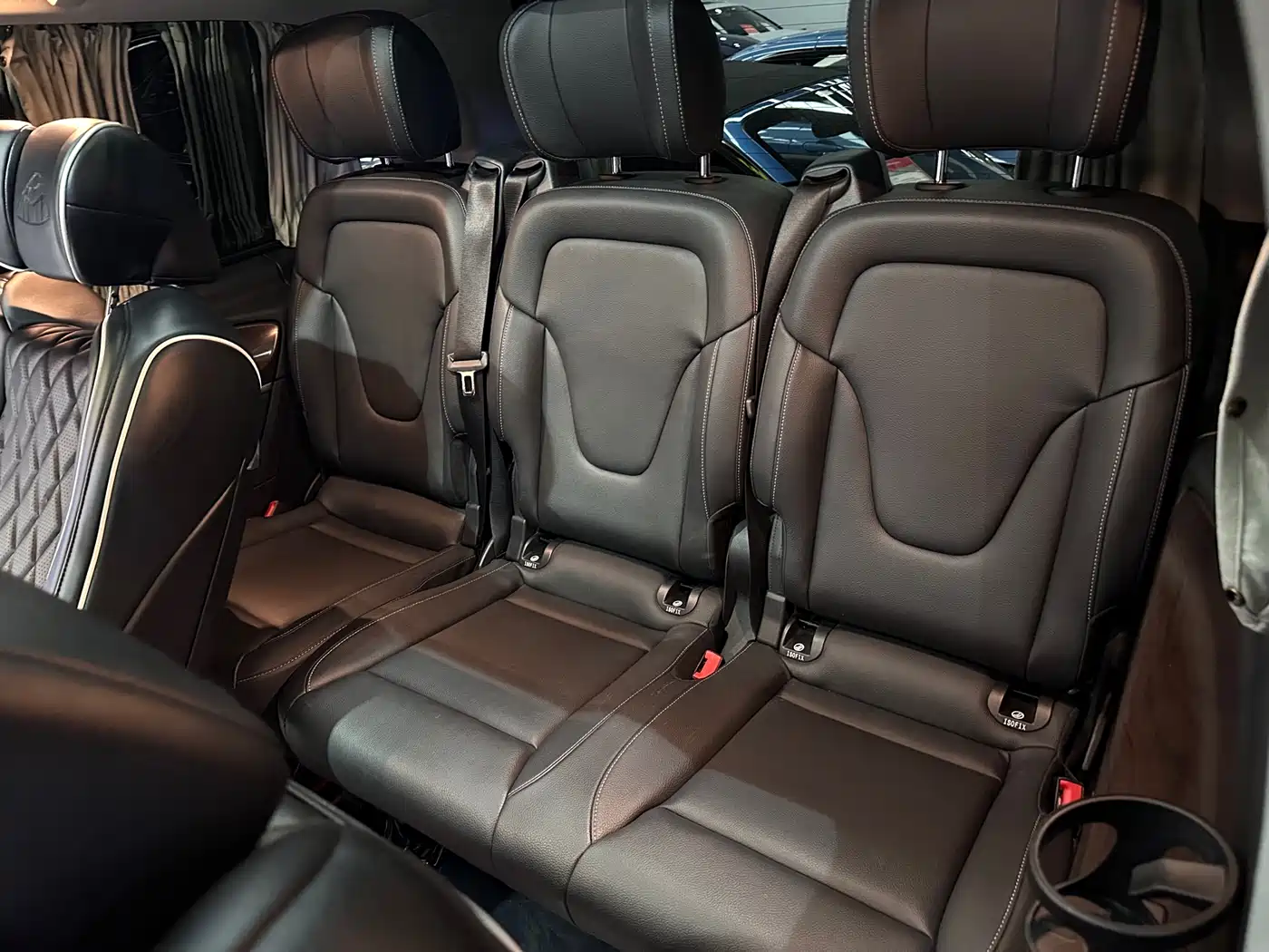 Mercedes-Benz V-Class 2020 V 260 Navigator Edition фото 10