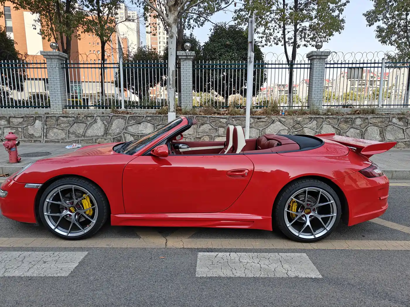 Porsche 911 2006 Carrera 4 Cabriolet AT 3.6L фото 4