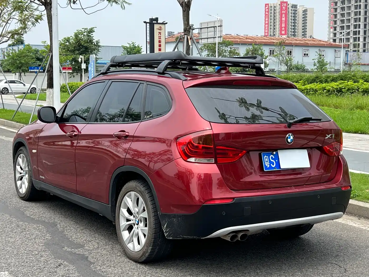 BMW X1 (Import) 2010 xDrive25i фото 7
