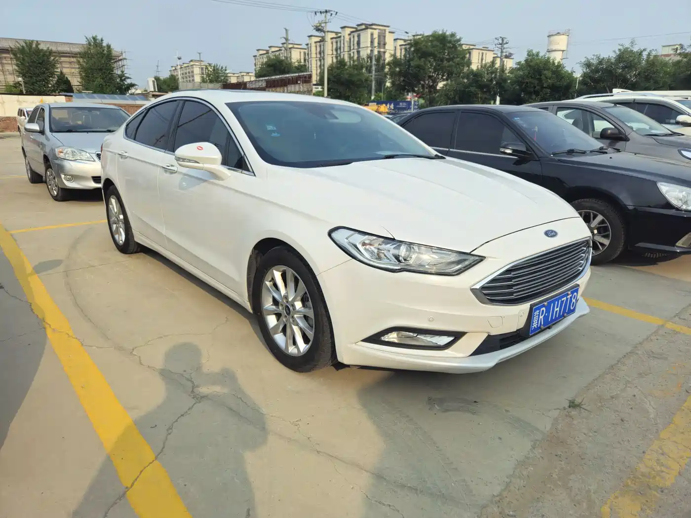 FORD MONDEO